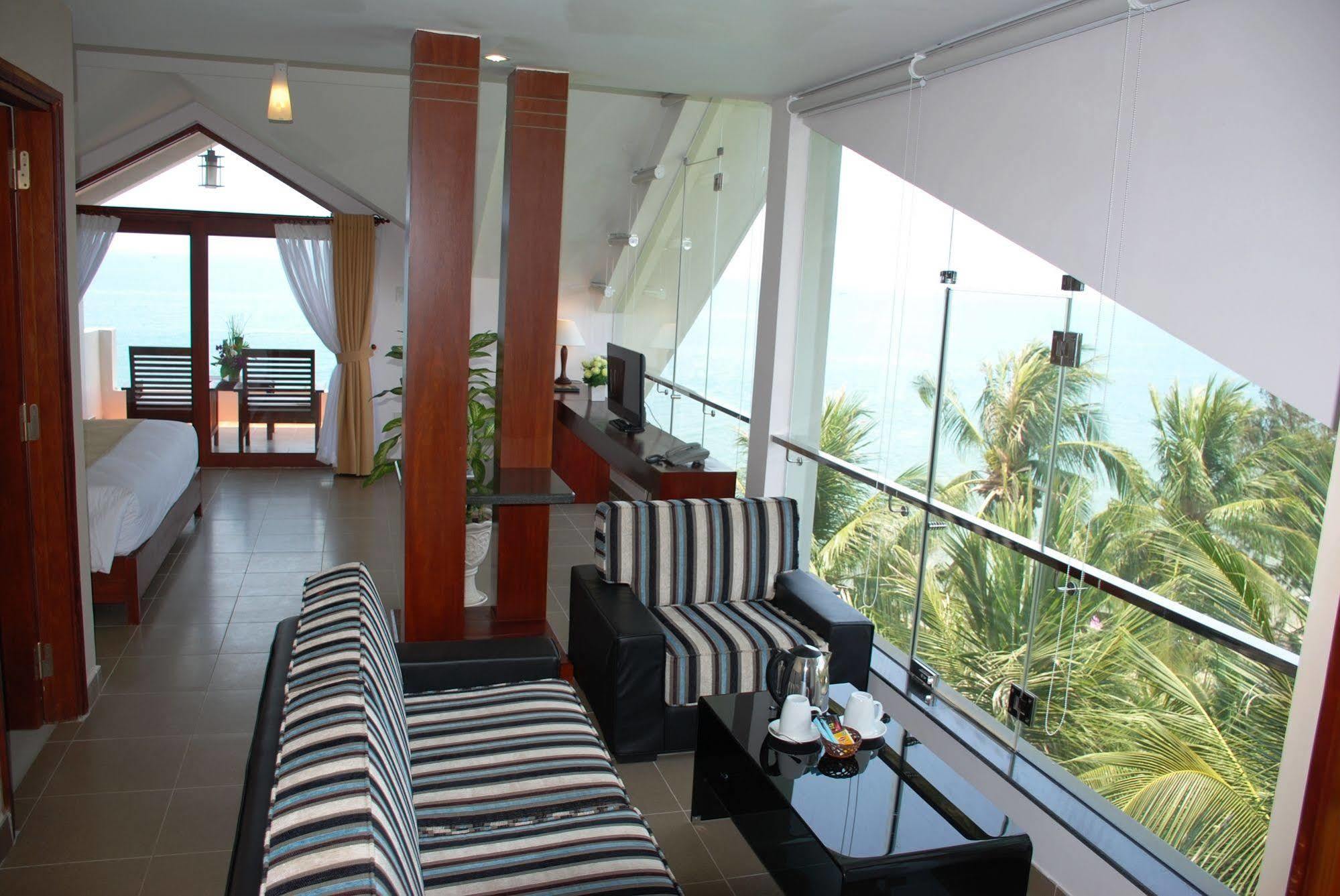 Canary Beach Resort Mui Ne Bagian luar foto
